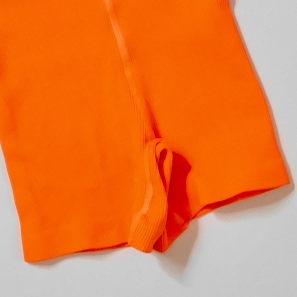 NWT!! FREE PEOPLE FP Movement Free Throw Shorts Burning Up Orange X-Small - Picture 5 of 16